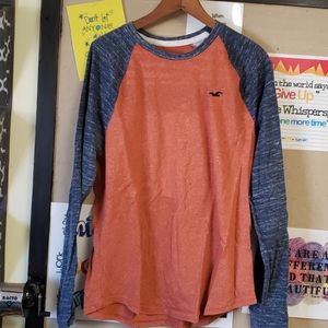 Hollister long sleeved t